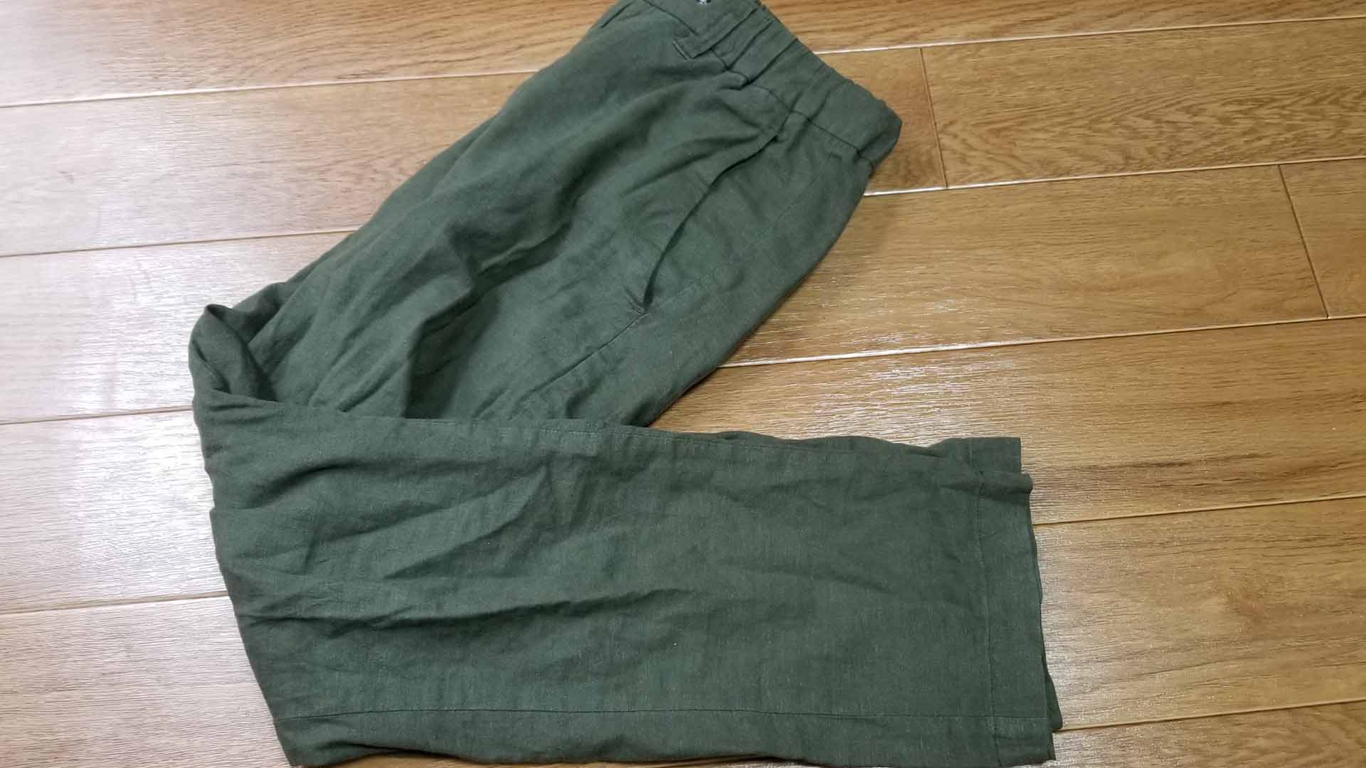 ズボン シワ